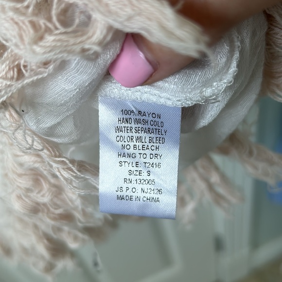 Entro sheer boho top with embroidery on front and fringe bottom - Picture 6 of 8